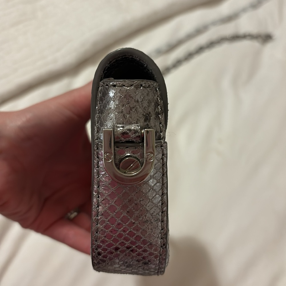 Tory Burch Crossbody Clutch Bag - Picture 10 of 10
